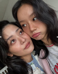 혜리X정수빈, 주근깨 대결도 사랑스러워