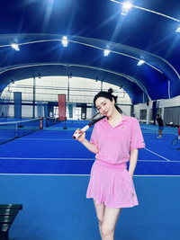 중화권 여신 홍수아, 인니 국민스타와 테니스 맞대결