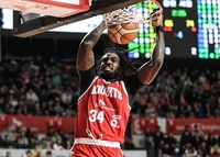 5연승 서울SK, 연장접전끝 하위권 돌풍 잠재우다…창원LG는 단독2위로