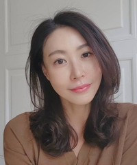 배우 성현아, 신우신염 투병 고백…“현재 입원할 형편 안 돼”