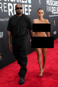 아내 ‘알몸 드레스’ 입힌 칸예, “나는 나치” 발언까지…자폐증 고백[할리웃톡]