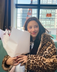 ‘이규혁♥’ 손담비, 출산 앞두고 선물 쏟아지네 “너무 행복해요”[★SNS]