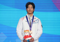 ‘고교생 스노보더’ 강동훈 또 비상! 슬로프스타일이어 빅에어 동메달 [하얼빈AG]