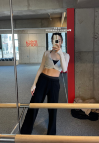 손연재, 군살 1도 없는 슬림 탄탄 몸매 ‘복근 살짝’ [★SNS]