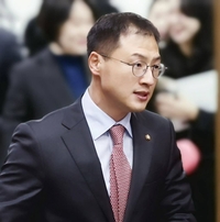 김상욱 의원, “‘본회의장 연단의 무게’... 사명감과 책임감으로 지워지는 우주의 무게”