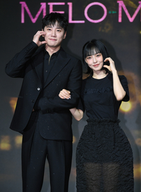 한지민, 10살 연하 최정훈이 반한 미모… 스키장 밝히는 ‘동안 요정’