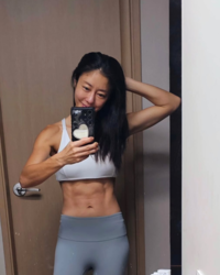 싱글맘 이지현, 빨래판 복근→선명히 갈라진 팔근육 ‘깜짝’ [★SNS]