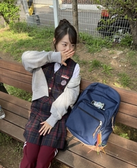 극강 동안 35세의 ‘뽀블리’ 박보영, 교복입으니 그냥 딱 고등학생![★SNS]
