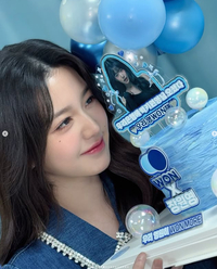 “우리 영won해” 우리은행 새 얼굴 장원영,  환한 미소