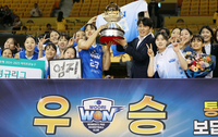 차·포·마·상 다 뗐다? 우리은행은 ‘위대인’이 있다…통산 10번째 우승 ‘위업’ [SS포커스]