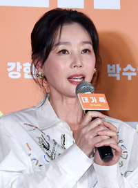 이민정, 독보적 동안 미모 과시 “대학생이라 해도 믿겠네”