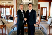 김동연, 조셉 윤 美 대사대리와 트럼프 행정부 주요 현안 논의