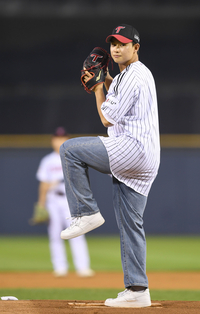“시구 실수는 잊어라”... LG 김영우, 스프링캠프서 재능 폭발  [다시 보는 2024 KBO]