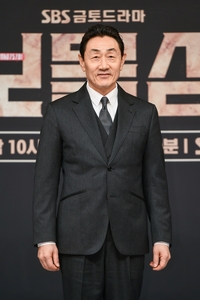 허준호 “이제훈과 백발 경쟁? 할만해” 자신감 (‘보물섬’) [SS현장]