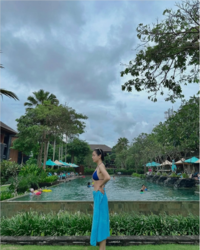 안은진, 휴양지서 뽐낸 비키니 패션 ‘168cm 비율 제대로’ [★SNS]