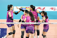 만원 관중 앞에서 빛난 김연경의 라스트댄스, 흥국생명 파죽의 11연승…1위 확정 ‘초읽기’[현장리뷰]