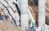 안성 고속도로 공사장 붕괴…4명 사망·6명 부상