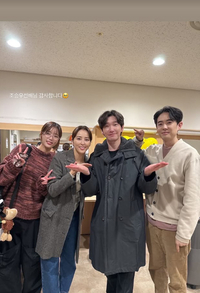 조승우, 임수향 연극 응원 방문…훈훈한 인증샷