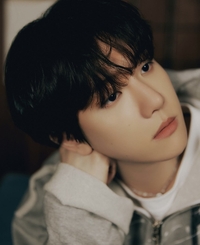 엑소(EXO) 백현, UMI와 협엽 신곡 발표 깜짝 공개-콜라보로는 4년 만에