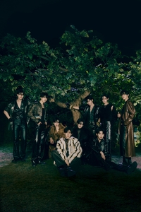 제베원, 열도도 강타했다…日 애플 뮤직·라인 뮤직 차트 상위권 섭렵