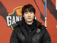 “나는 양현준·양민혁과 다르다, 내 인생 개척하겠다” 강원 신인 이지호의 포부[SS현장]