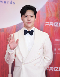 김선호, 판타지오 계약금 ‘20억↑’ 의혹…논선 변경 이유 따로 있나?