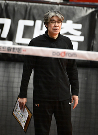 6연패 ‘탈출’ 오기노 감독이 돌아본 3세트 “상대 멤버 바뀌어도 우리가 해야할 것은 동일하다”[현장인터뷰]