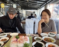 백지영, 모처럼 정석원과 투샷 “만나면 따뜻해지는 사람” [★SNS]