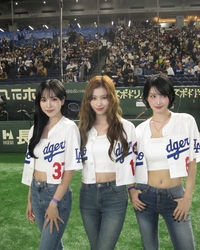 도쿄돔에 뜬 트와이스 미사모, 빛나는 월클 미모 [★SNS]