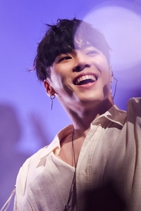 무대 위 환한 미소만 남기고…故 휘성, 영원한 하늘의 별로 [SS초점]