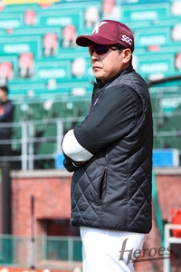 ‘롯데 제압’ 홍원기 감독 “김윤하-카디네스 잘 올라와…이우석-이준우 첫 등판 인상적”