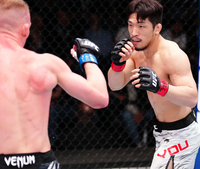 아내와 아들에게 승리를 바친다! ‘멋진 사나이’ 유수영, UFC 데뷔전서 커닝햄에게 판정승해