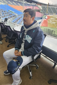 “주장이니까 그랬겠지” 시범경기 ‘벤클’ 지켜본 NC 이호준 감독, LG ‘캡틴’ 감싼 이유는 [백스톱]