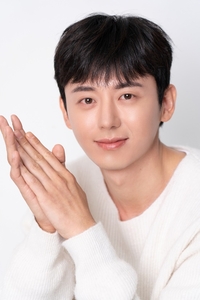 ‘백수아파트’ 이지훈 “마동석 형이랑 다음 작품 하고싶어요” [SS인터뷰]