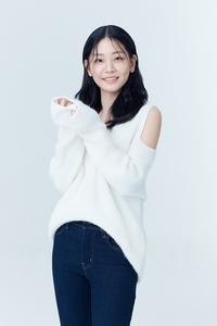 정수빈 “혜리와 동성키스신, 아무렇지 않았다…‘공주님’ 애칭 감사” [SS인터뷰]