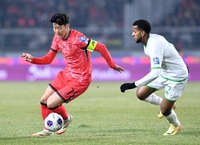 [포토]손흥민, 뚫었다!