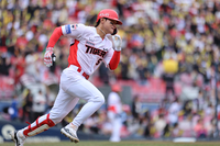 슈퍼스타는 ‘사과’→맏형은 ‘분노’…‘의욕’이 부른 부상, KIA는 그저 안타까울 뿐 [SS시선집중]