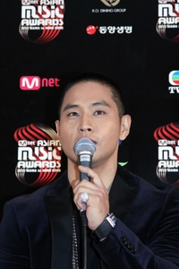 ‘병역 기피→입국 금지’ 유승준 “기대하고 꿈꾼다. 꼭 다시 만나길” [★SNS]