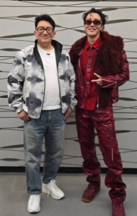 날렵해진 턱선+힙한 스타일 ‘다이어트 성공’ 방시혁…제이홉과 투샷