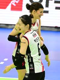 돌아온 부키리치·박은진 부상 투혼, 정관장 3-0 완승 챔프전까지 1승 남았다[현장리뷰]