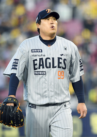 [포토]한화 류현진, 한 숨 돌렸다!