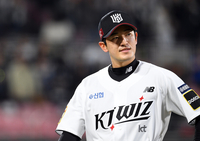 “제구형 투수가 돼야” 사라진 구속 7㎞→강철매직이 고영표에게 전한 ‘생존법’ [SS수원in]