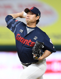 [포토]역투하는 롯데 김상수