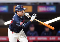 [포토]적시타 롯데 정보근, 쫓아간다!