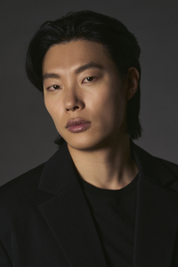 ‘계시록’ 류준열 “계시 보이는 변곡점 두고 연기 디자인…고집으로 여기까지 왔다” [SS인터뷰]
