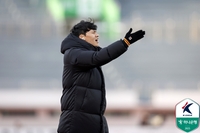 강원 정경호 감독 “빅찬스 놓쳐, 김천은 이동경이 한 번 기회서 득점…우리와 차이” [현장 인터뷰]