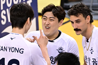 ‘불혹의 세터’ 유광우의 현란한 경기 운영, 대한항공 극적 천안행…‘항공 왕조’ 쉽게 무너지지 않는다[SS현장]