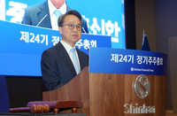 주주에게 진심 전한 신한금융 진옥동 회장 결론은 “믿어주세요”