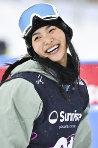 ‘100% 우승!’ 클로이 김, 세계선수권 金빛 컴백…올림픽 3연패 금자탑도 겨냥