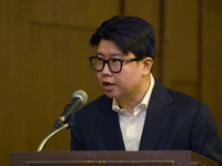 [포토] 김수현 기자회견 참석한 안성수 골드 메달리스트 대표